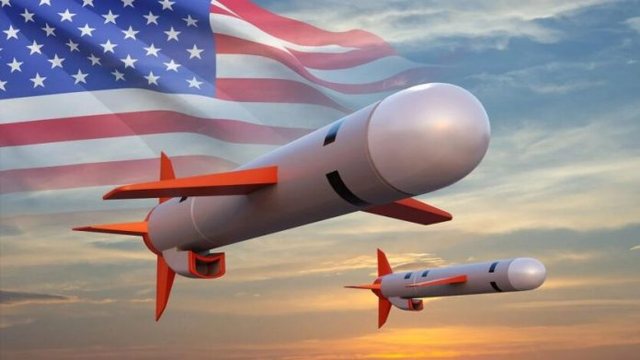 Rusia paralajmëron për përshkallëzim të luftës nëse SHBA dërgon raketa Tomahawk në Ukrainë